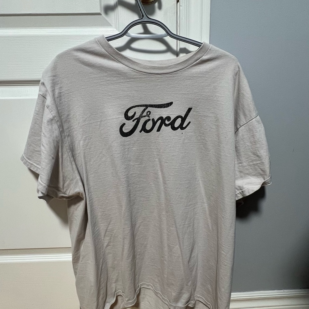 Ford Men's Light Gray Short Sleeve Tee